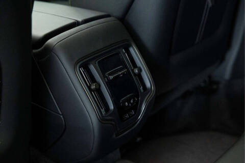 2026 Aston Martin DBX 707