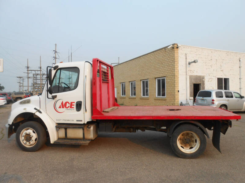 2007 Freightliner M2 106