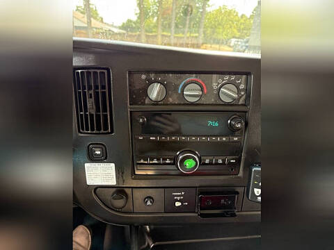 2017 GMC Savana 3500