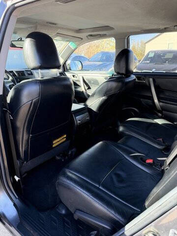 2012 Toyota Highlander SE