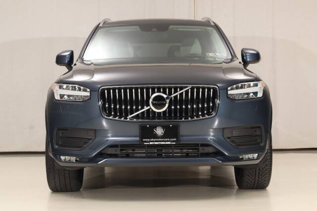 2022 Volvo XC90 T5 Momentum