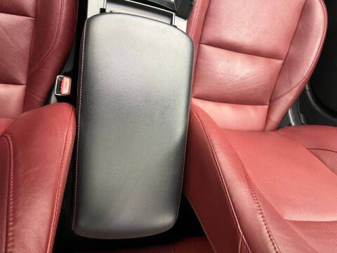 2024 Mazda Mazda3 Sedan 2.5 S Carbon Edition