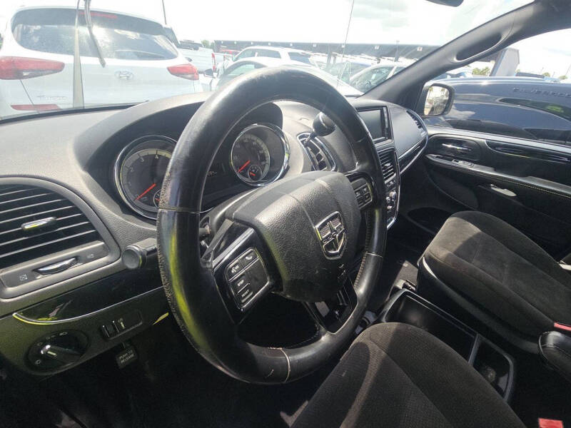 2017 Dodge Grand Caravan SE Plus