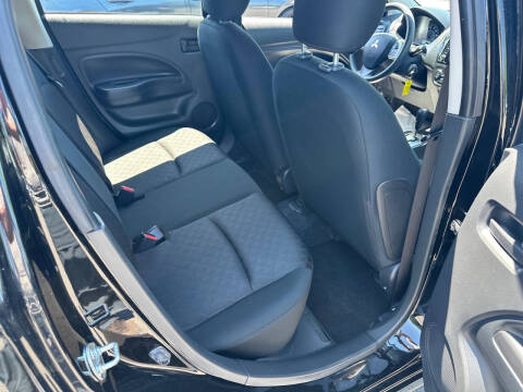2024 Mitsubishi Mirage ES