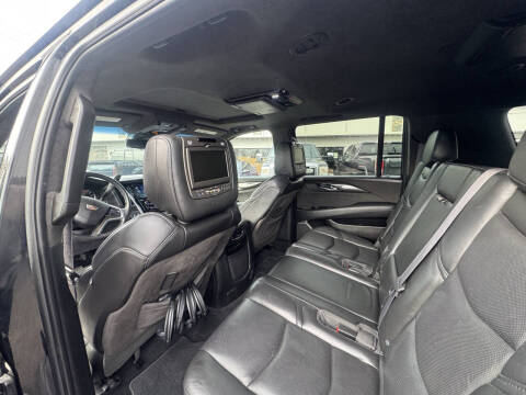 2017 Cadillac Escalade ESV Platinum