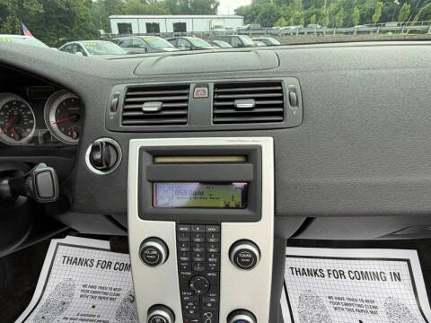 2011 Volvo C70 T5
