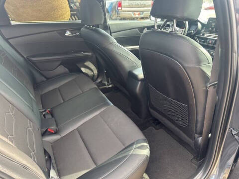 2021 Kia Forte GT Line