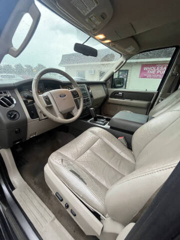 2011 Ford Expedition XLT