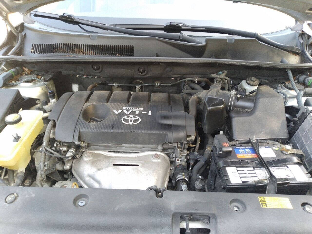 2011 TOYOTA RAV4 SUV / Crossover - $9,499