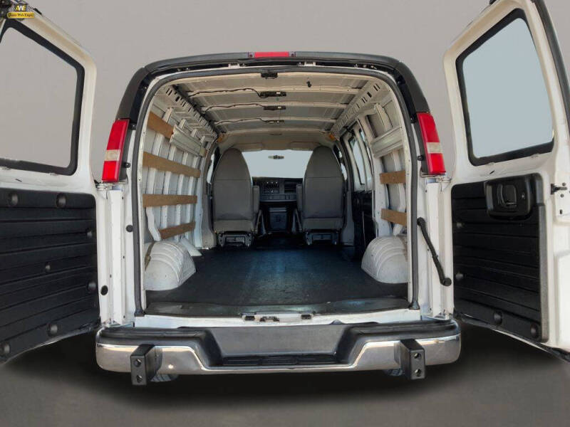 2015 GMC Savana 2500