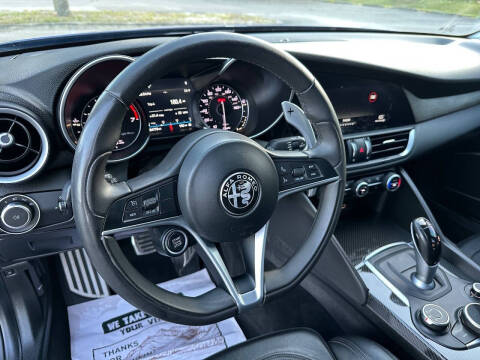 2017 Alfa Romeo Giulia Ti