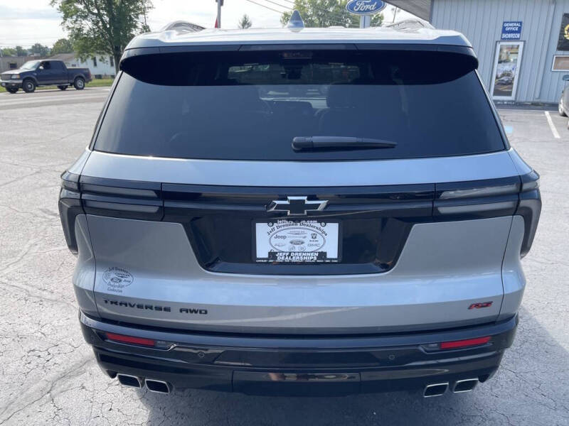 2025 Chevrolet Traverse RS