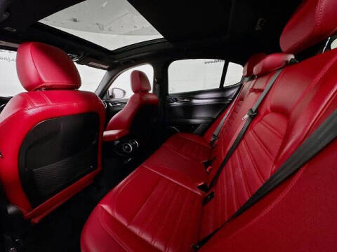 2022 Alfa Romeo Stelvio Sprint