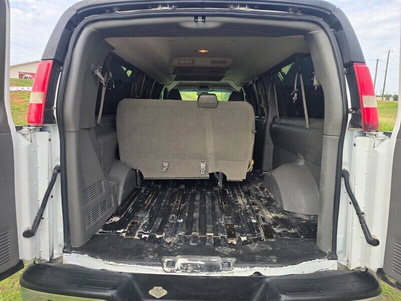 2017 Chevrolet Express LT 3500