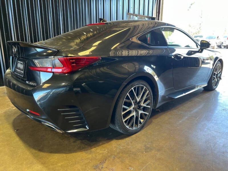 2017 Lexus RC 200t
