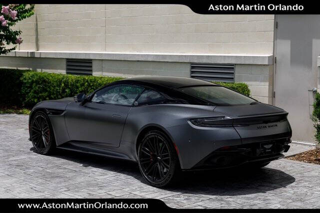 2024 Aston Martin DB12 V8