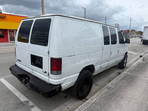 2002 Ford E-Series E-250