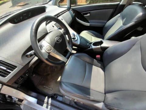 2012 Toyota Prius for sale at CLEAR CHOICE AUTOMOTIVE in Milwaukie OR