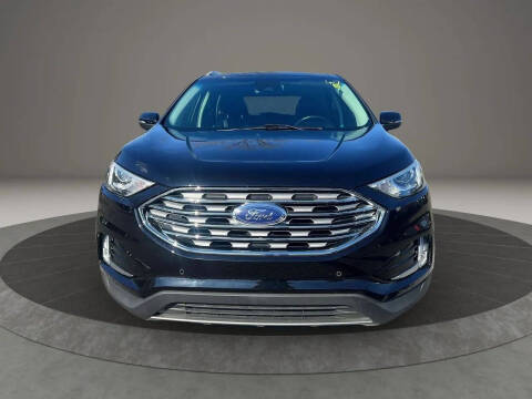 2020 Ford Edge Titanium