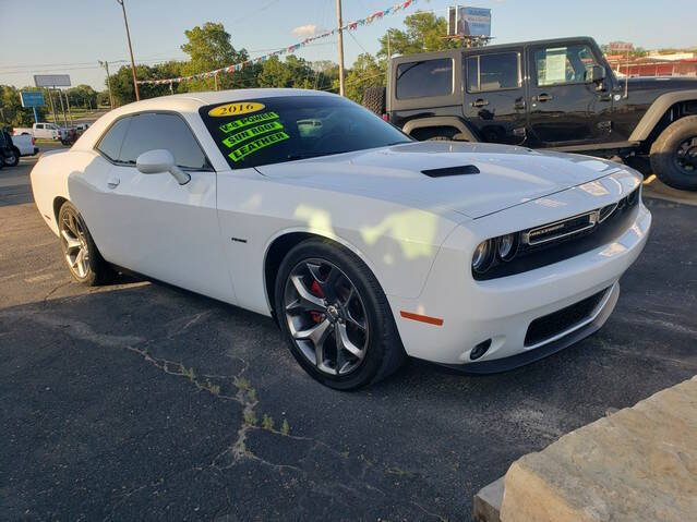 2016 Dodge Challenger R/T Plus