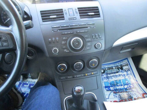 2013 Mazda MAZDA3 i Touring