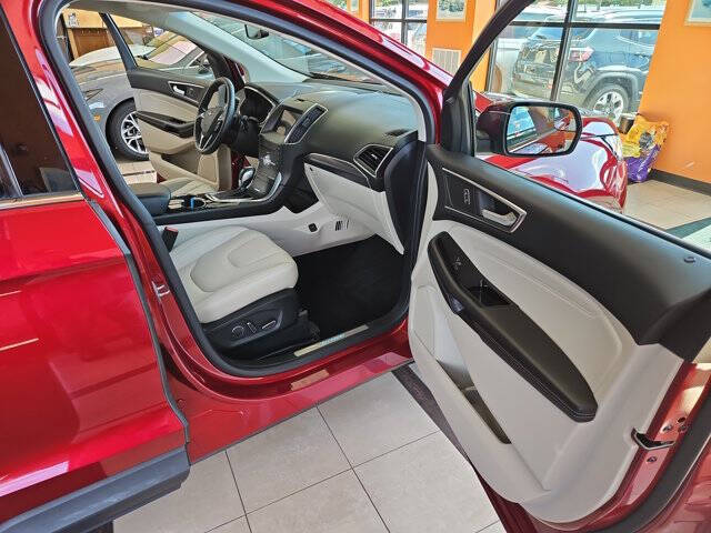 2018 Ford Edge Titanium