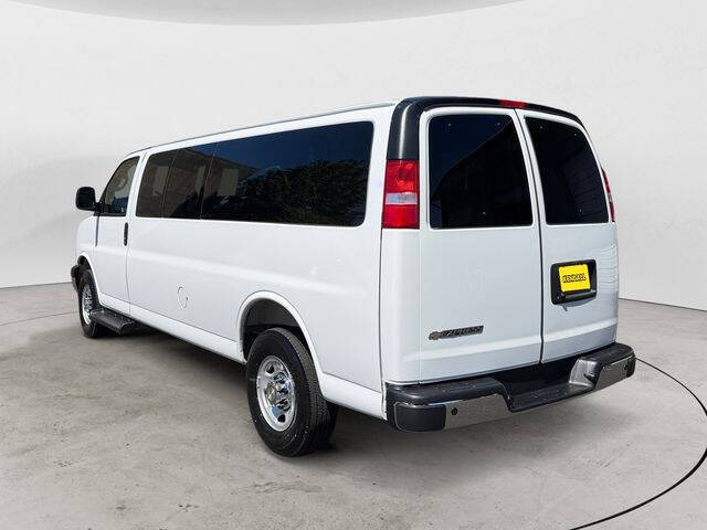 2025 Chevrolet Express LT 3500