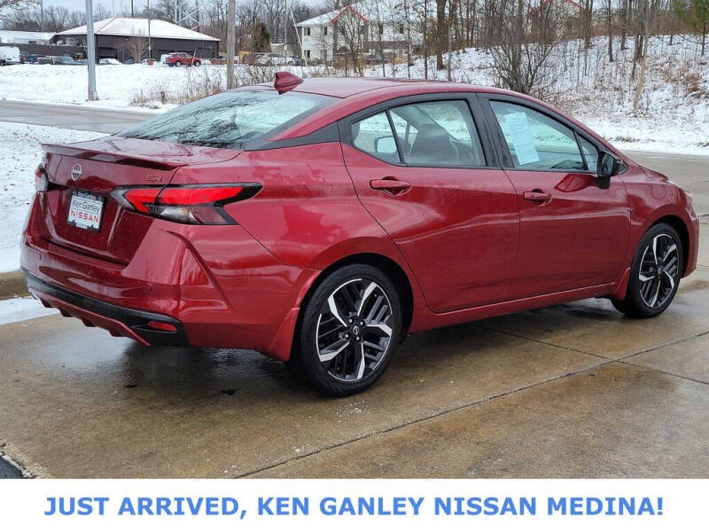 2023 Nissan Versa SR