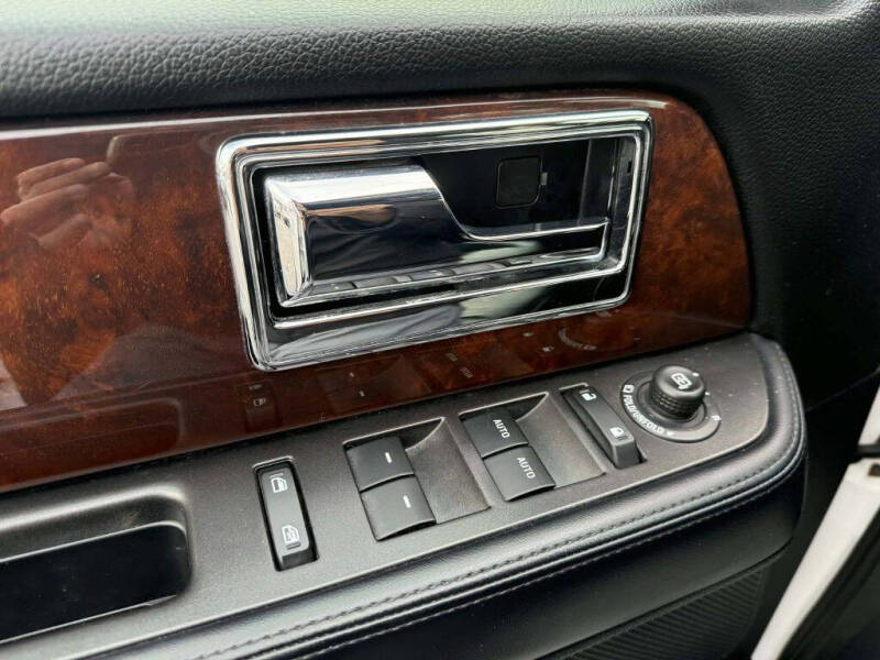 2017 Lincoln Navigator L Select