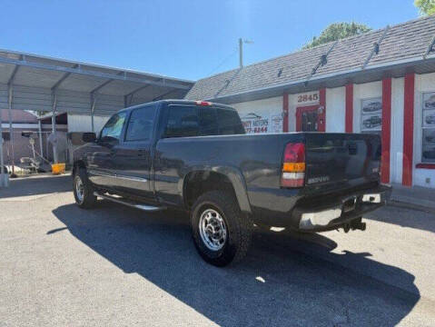 2005 GMC Sierra 2500HD