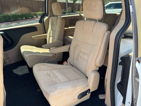 2014 Dodge Grand Caravan SE