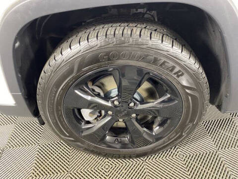 2020 Jeep Cherokee Altitude