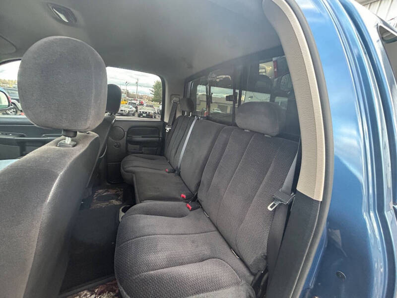 2004 Dodge Ram 1500 SLT