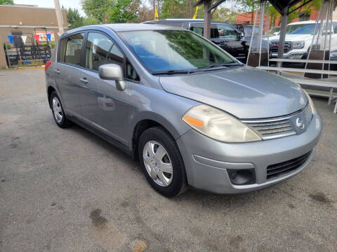 2009 Nissan Versa 1.8 S