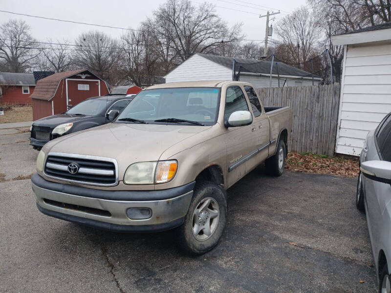 2002 Toyota Tundra SR5's photo