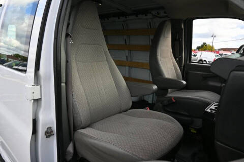 2017 GMC Savana 2500