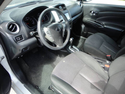 2019 Nissan Versa SV