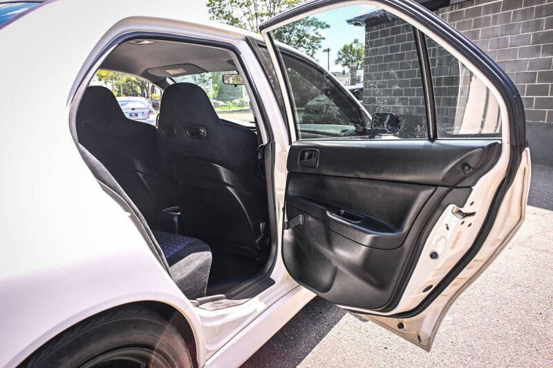 2004 Mitsubishi Lancer Evolution RS