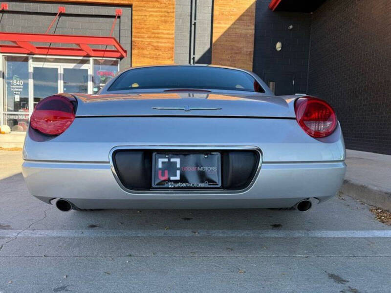 2004 Ford Thunderbird Deluxe