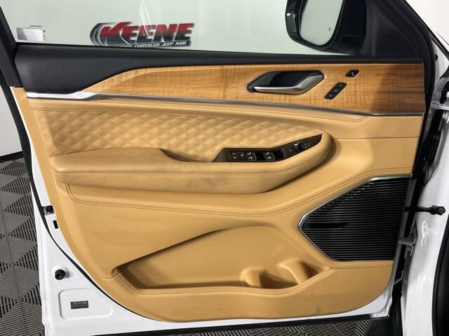 2021 Jeep Grand Cherokee L Summit