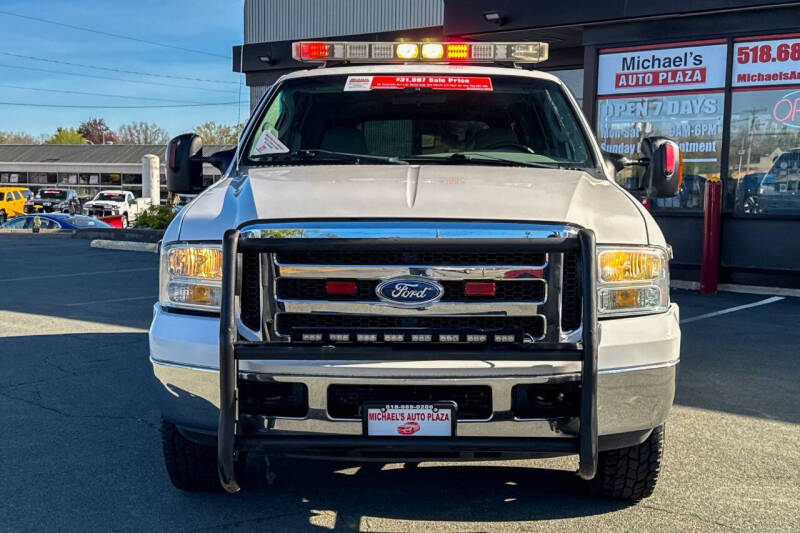 2005 Ford Excursion XLT