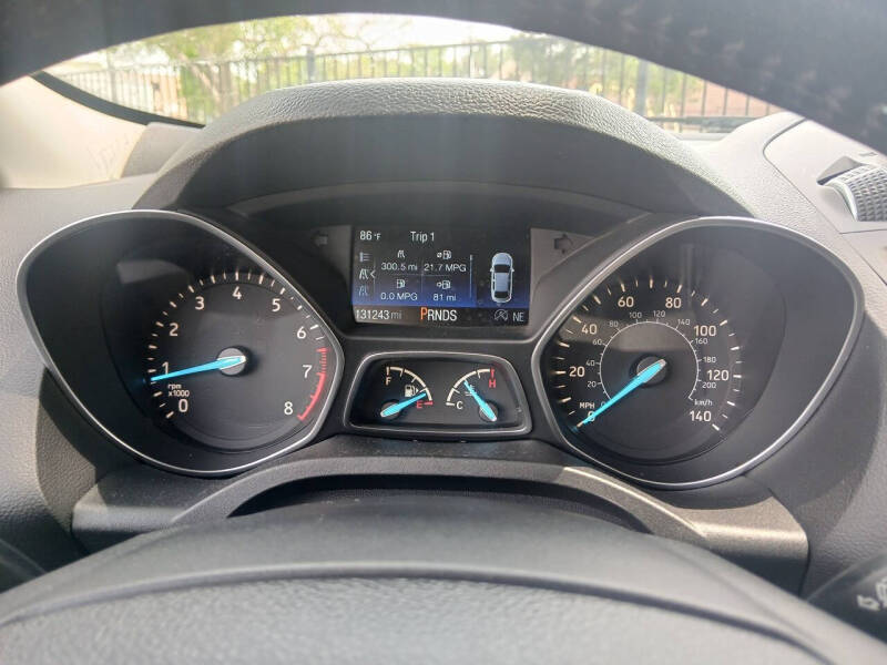 2017 Ford Escape SE