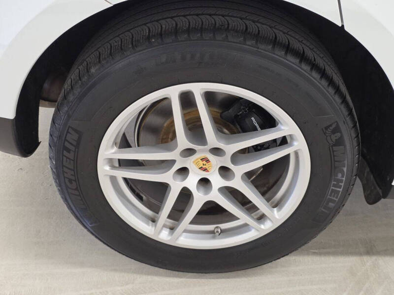2016 Porsche Macan S