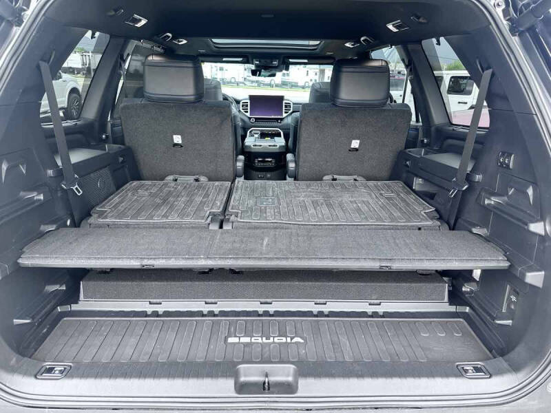 2024 Toyota Sequoia Platinum