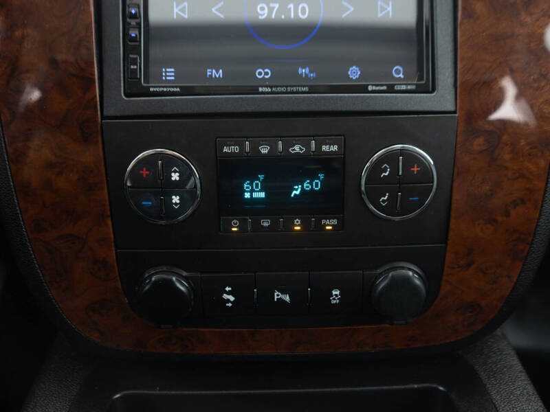 2013 Chevrolet Suburban LT