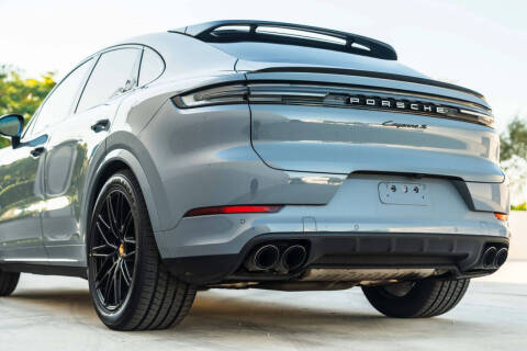 2024 Porsche Cayenne S Coupe