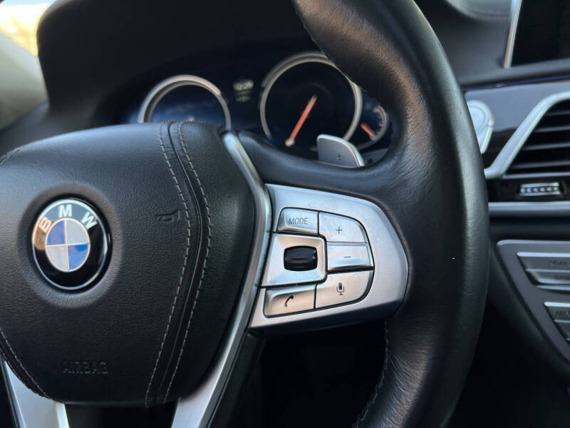 2018 BMW 7 Series 740i xDrive