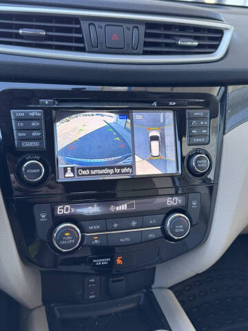 2016 Nissan Rogue SL