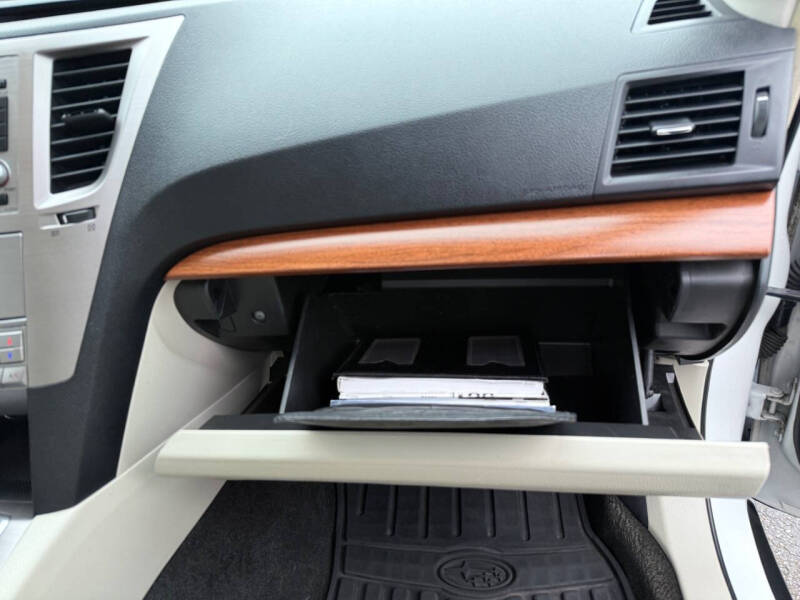 2014 Subaru Outback 3.6R Limited