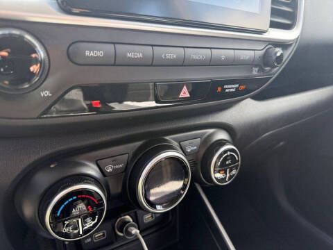 2022 Hyundai Venue SEL